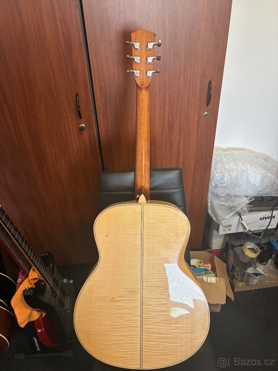 Kytara Hartwood - 2