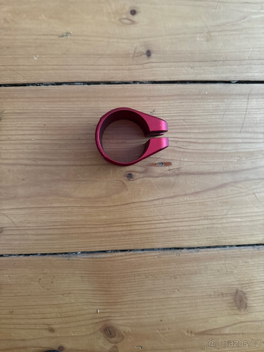 Objímka Ethic Valkyria Red - 2