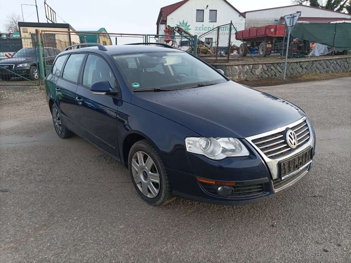 Volkswagen Passat - 2