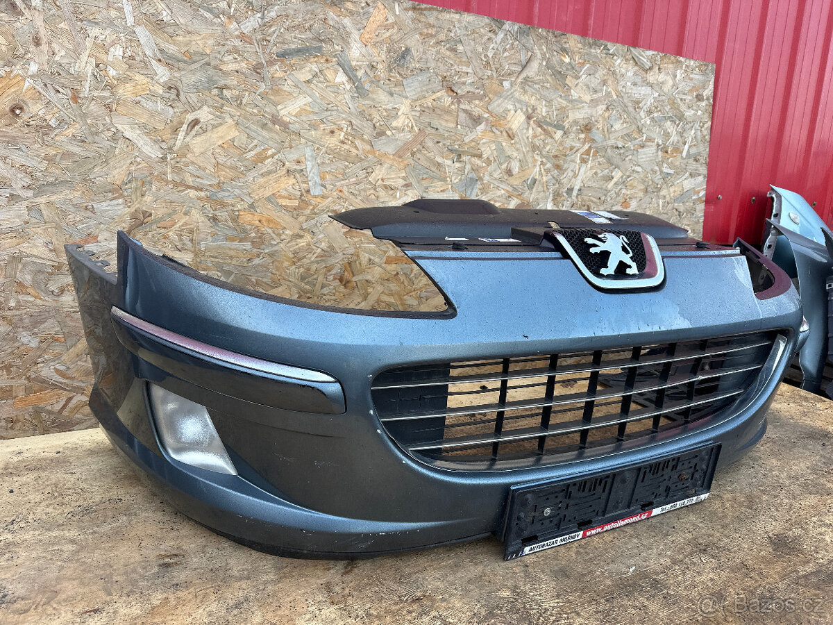 PRODÁM PŘEDNÍ NÁRAZNÍK PEUGEOT 407 - 2