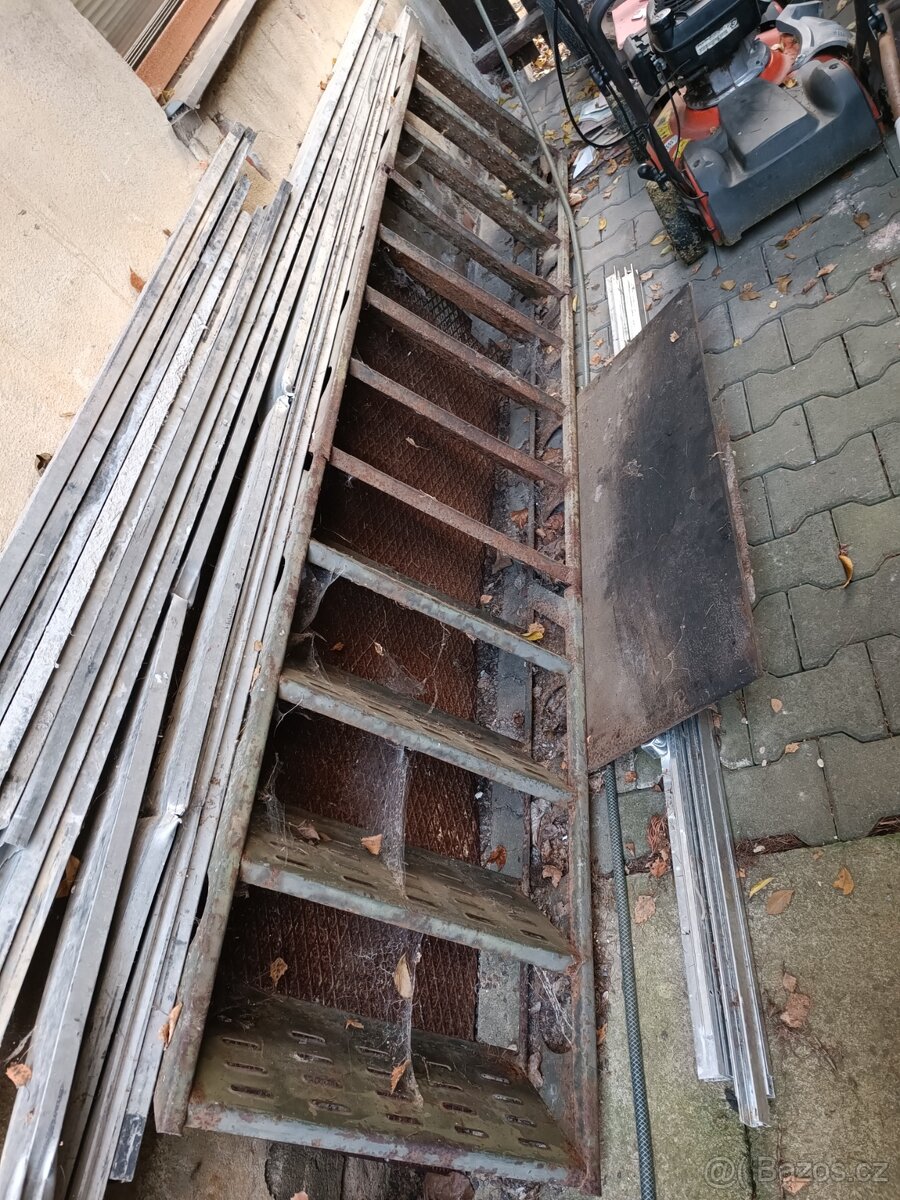 Schody schodiště žebřík - 2