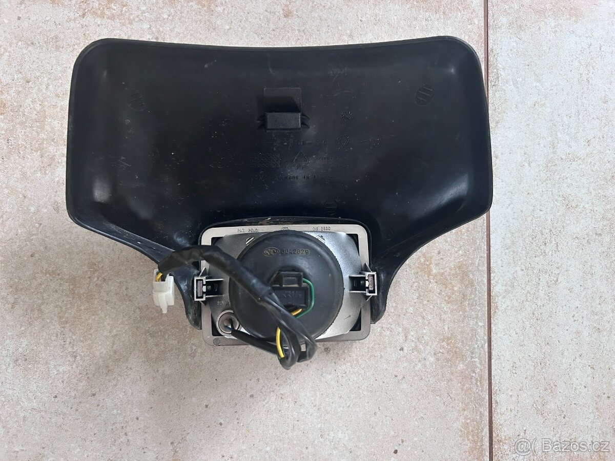 Maska s předním světlem Yamaha TT600R nebo RE - 2