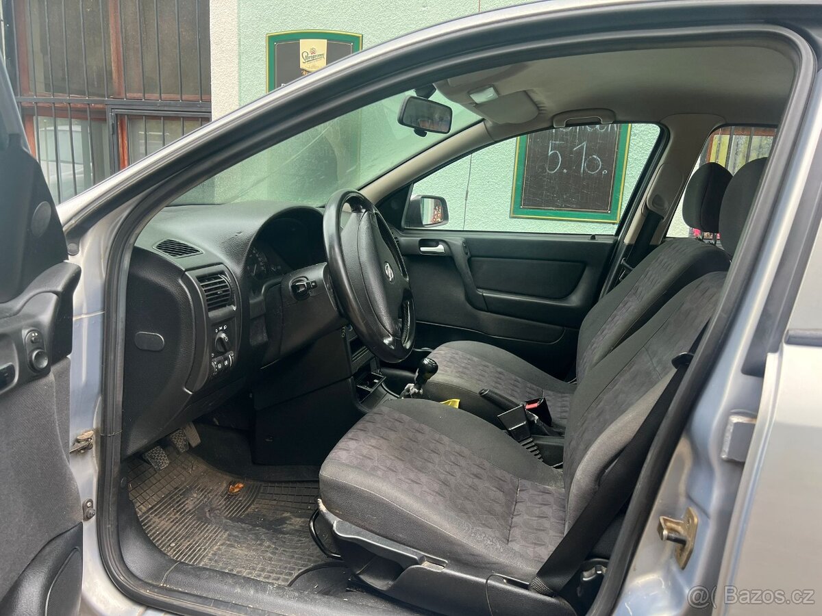 Prodám Opel Astra g motor z14xe 4dver - 2