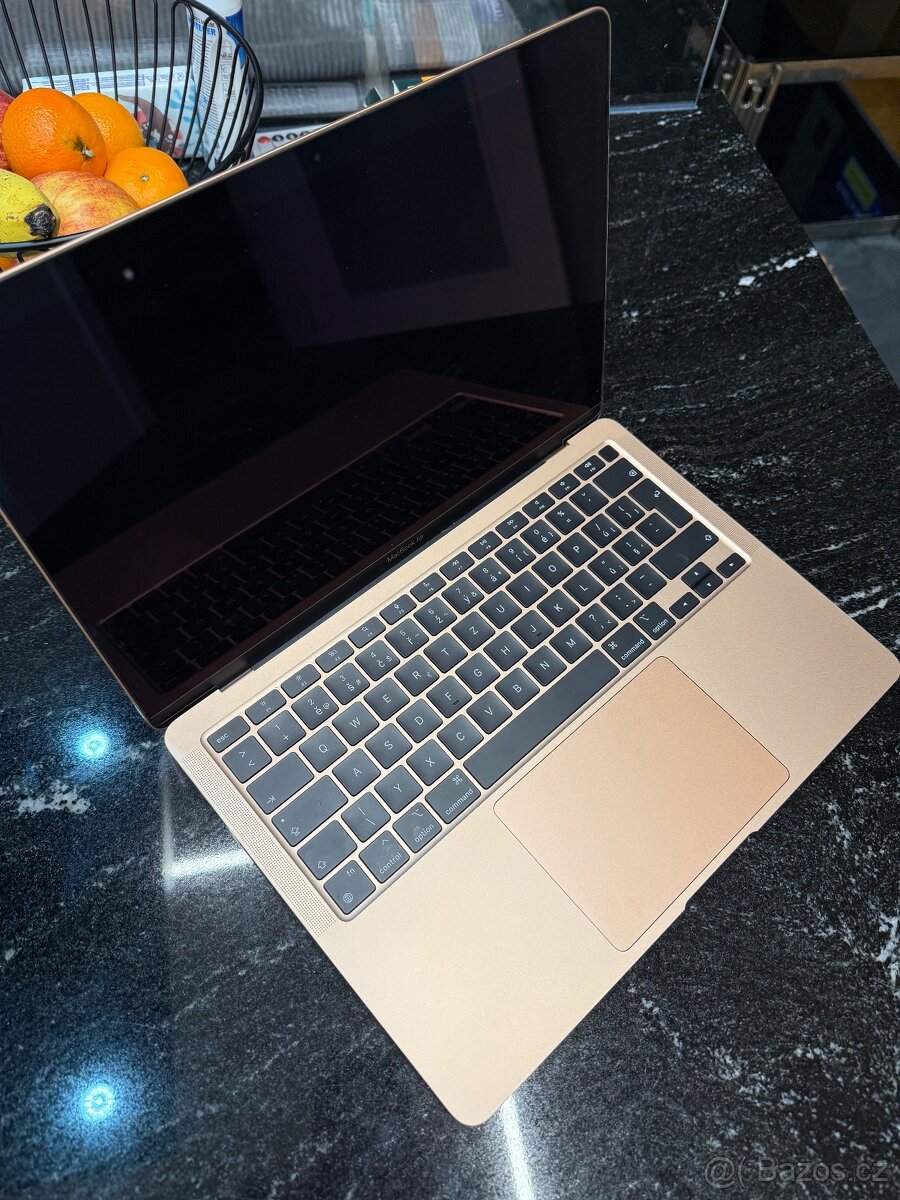 Apple MacBook Air zlatý 256 - 2