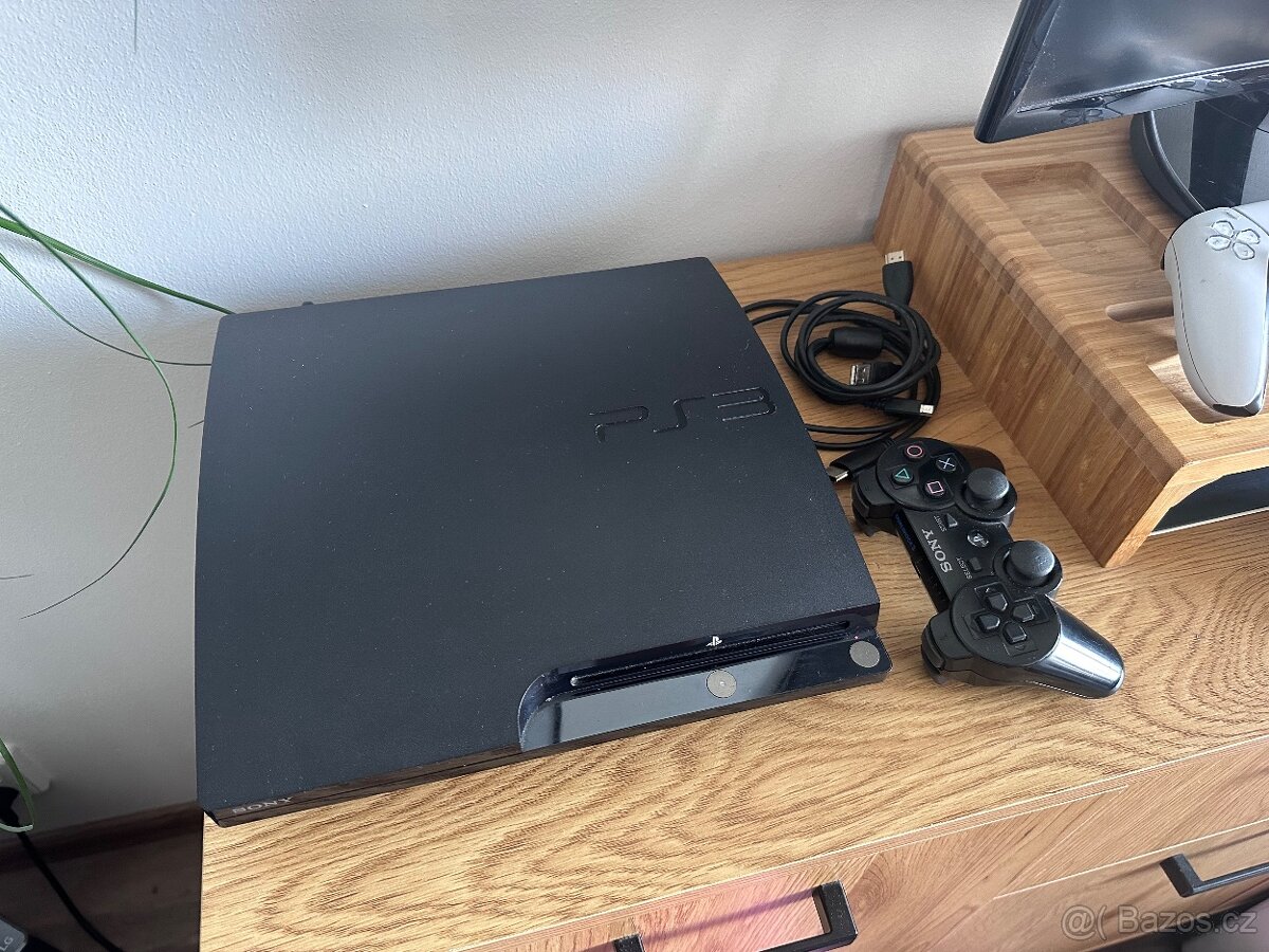 PlayStation 3 + hry - 2