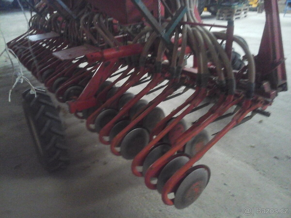 Kverneland Accord 6m - 2