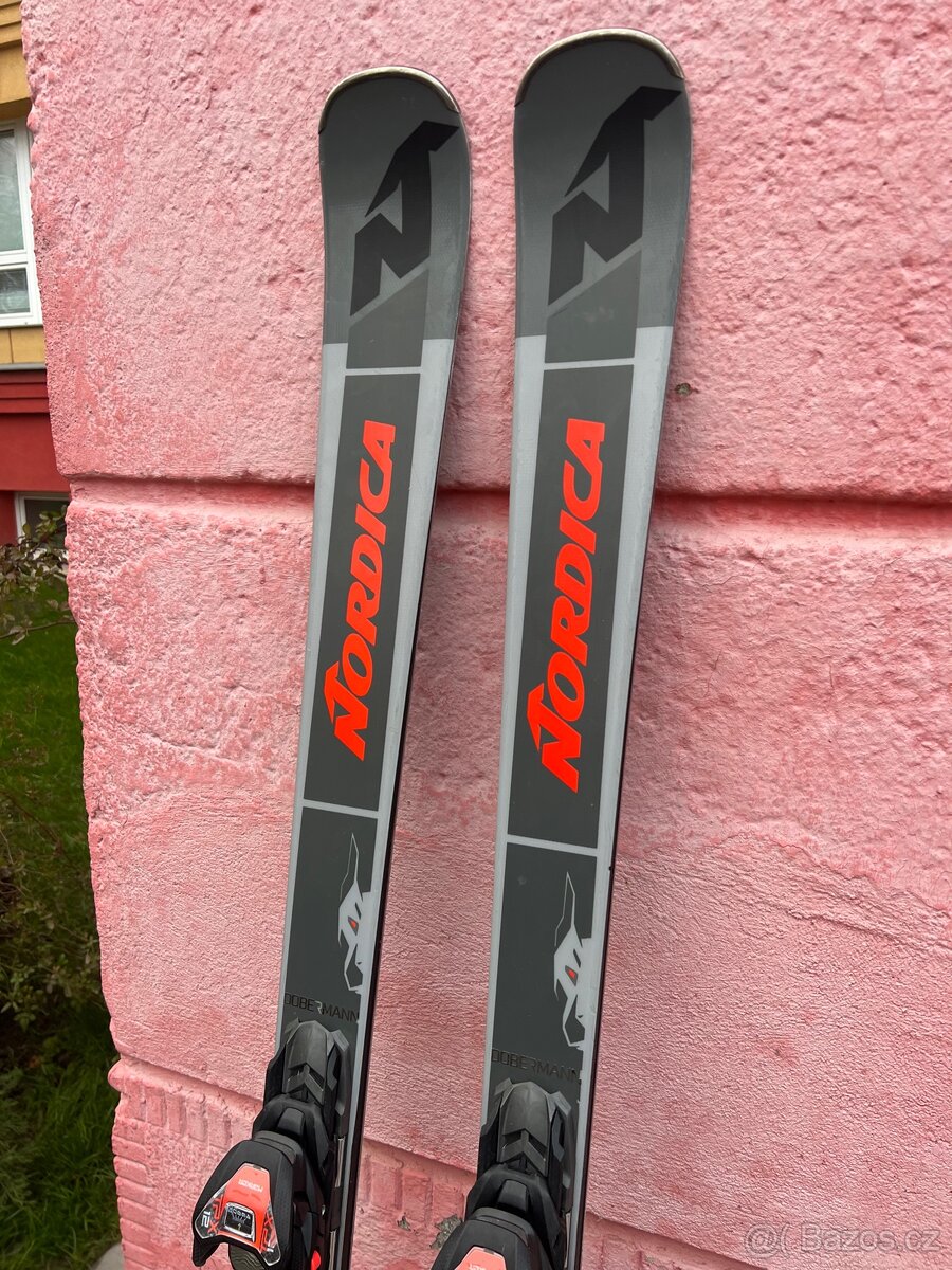 Lyže Nordica Dobermanm Spitfire 70 - 160cm - 2