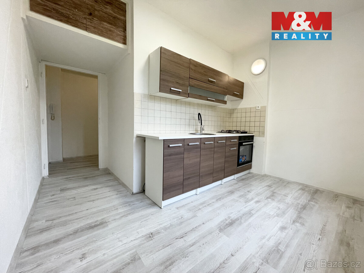 Pronájem bytu 2+1, 53 m², Sokolov, ul. Boženy Němcové - 2