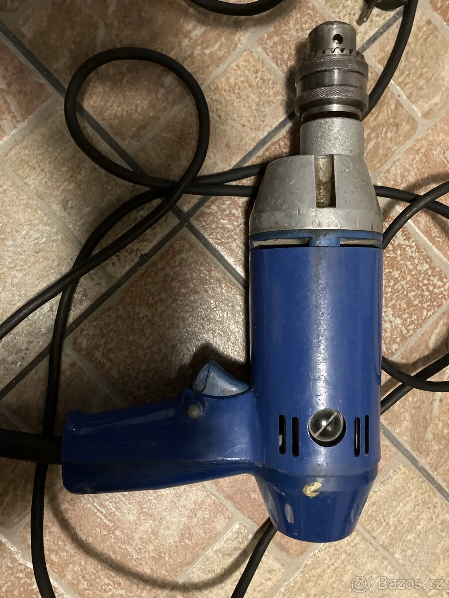 Vrtacka ruční el. 230 V - 2