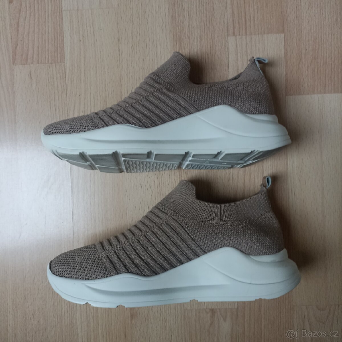 Sportovní dámské boty vel. 37 - 2