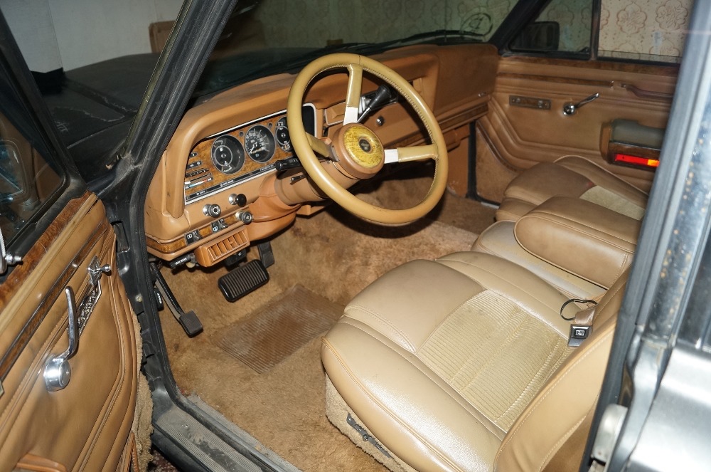 Jeep Grand Wagoneer 1985 motor 5.9 v8 - 2