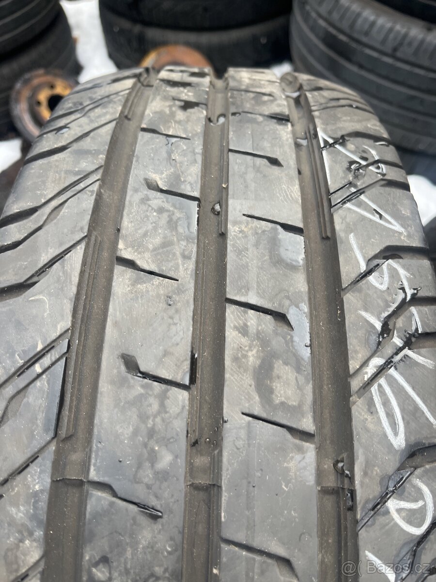 215/60/17 C 109/107T - 2