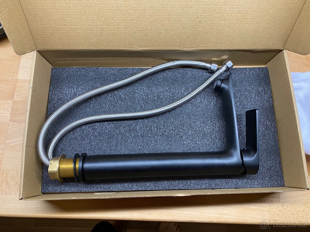 Vysoká umyvadlová baterie - 2