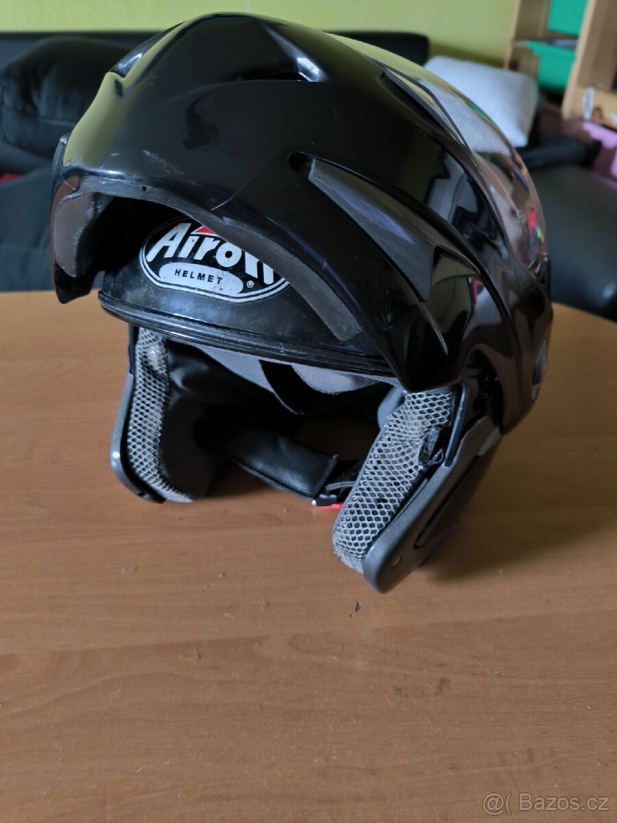 Helma na motorku - 2