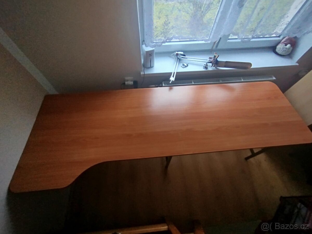 Psací stůl - 2