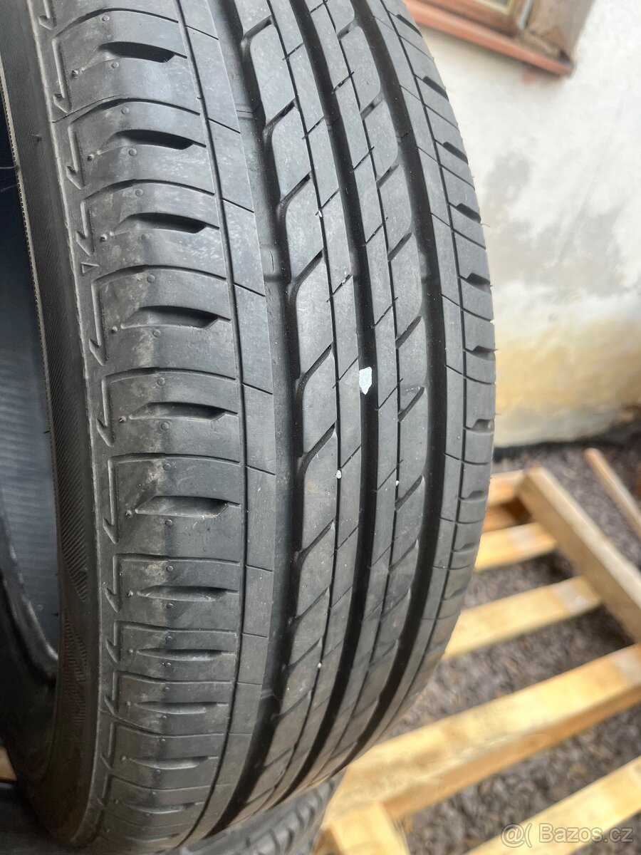 185/60 r15 Bridgestone letní 4ks - 2