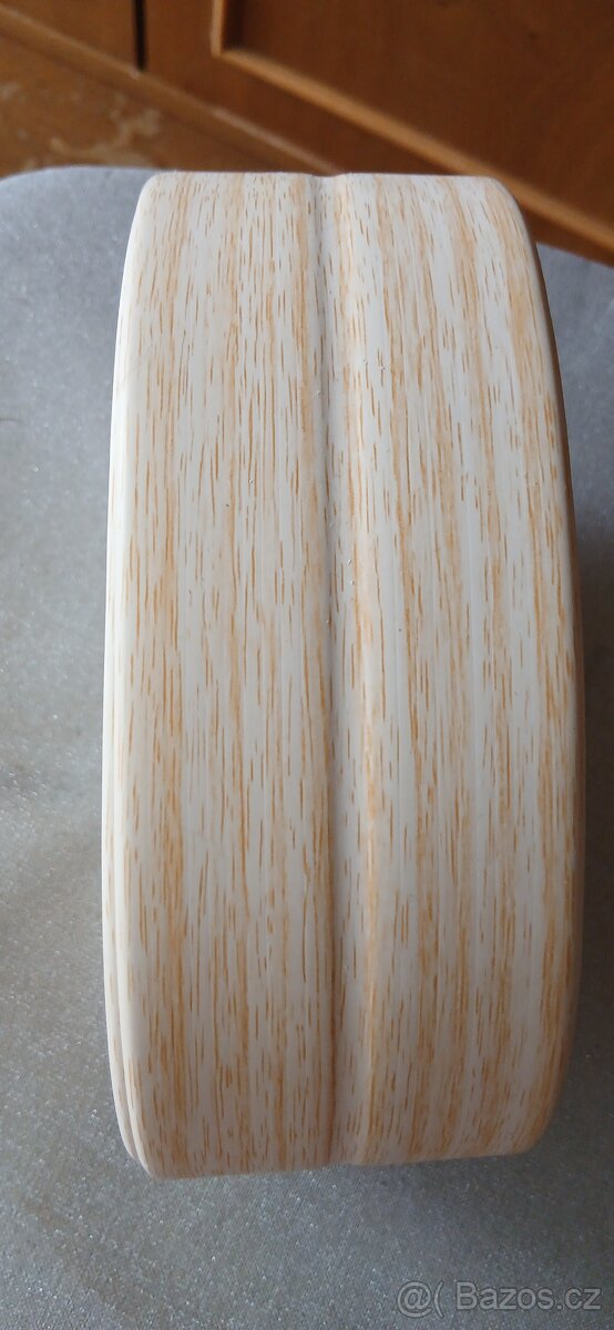 Podlahová ukončovací PVC lišta - 2