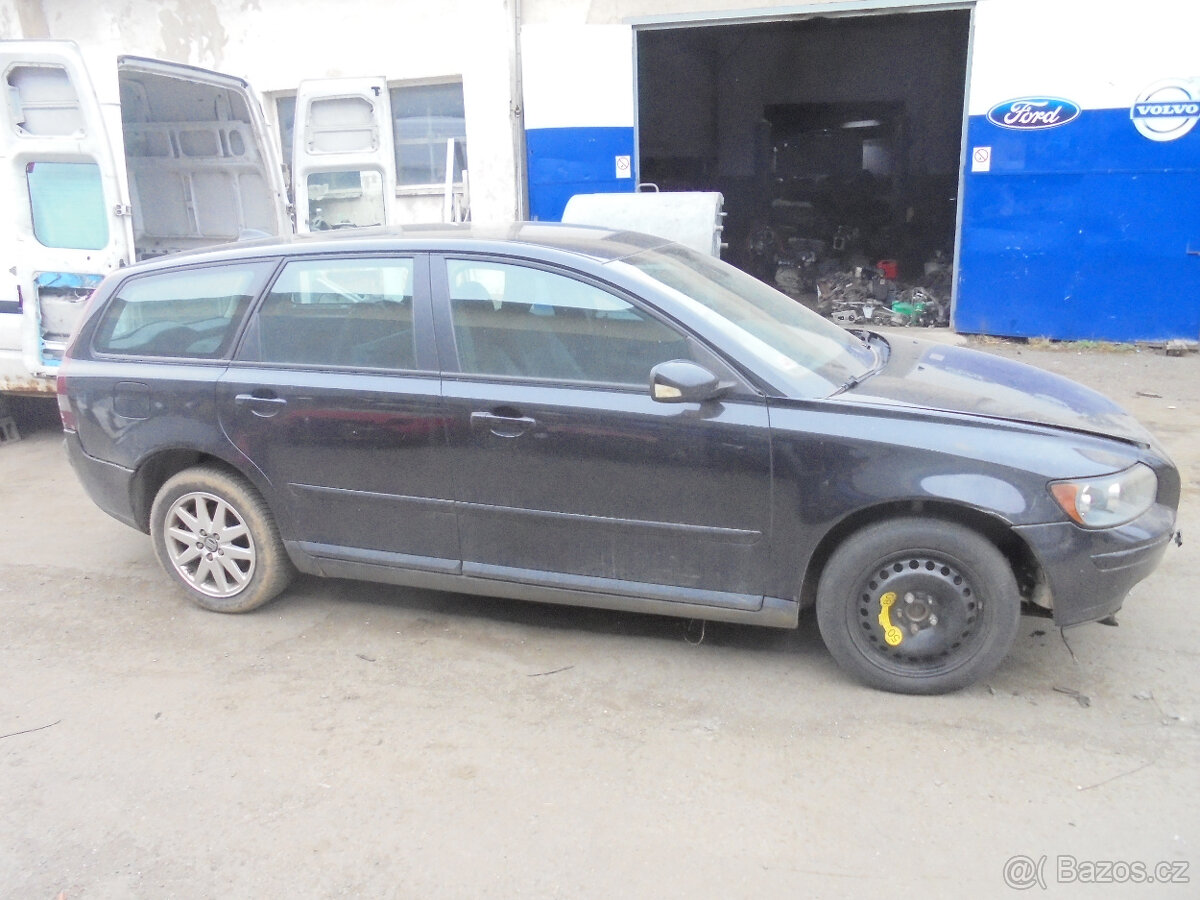 Volvo V-50 - 2