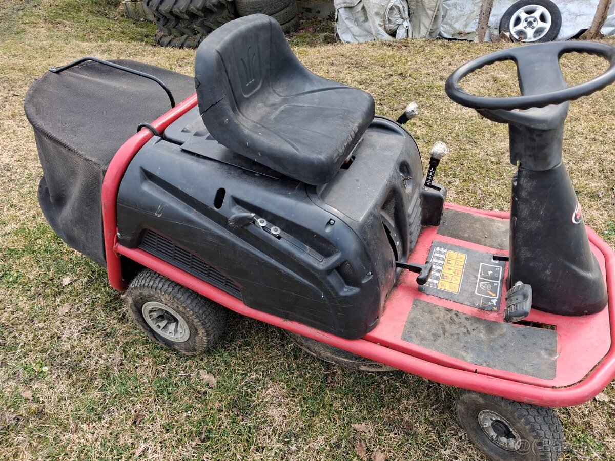 Zahradní traktůrek - 2