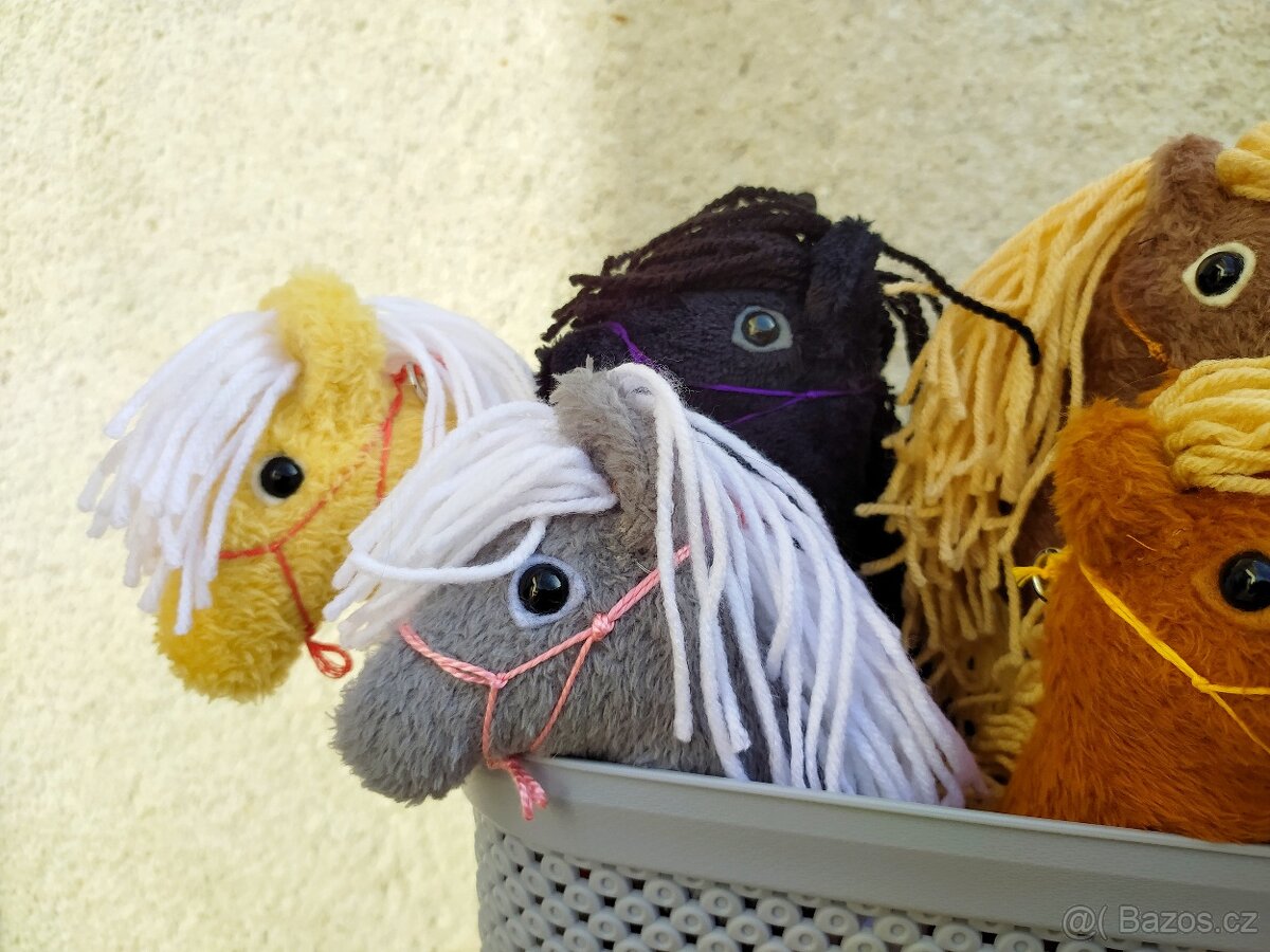 Hobby horse přívěsek, dekorace - 2