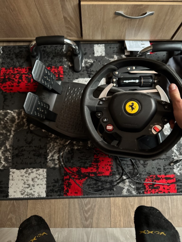 Thrustmaster T80 Ferrari 488 GTB Edition, - 2
