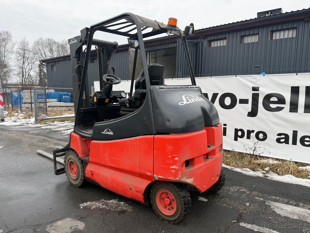 Prodám vysokozdvižný vozík LINDE E25 - 2