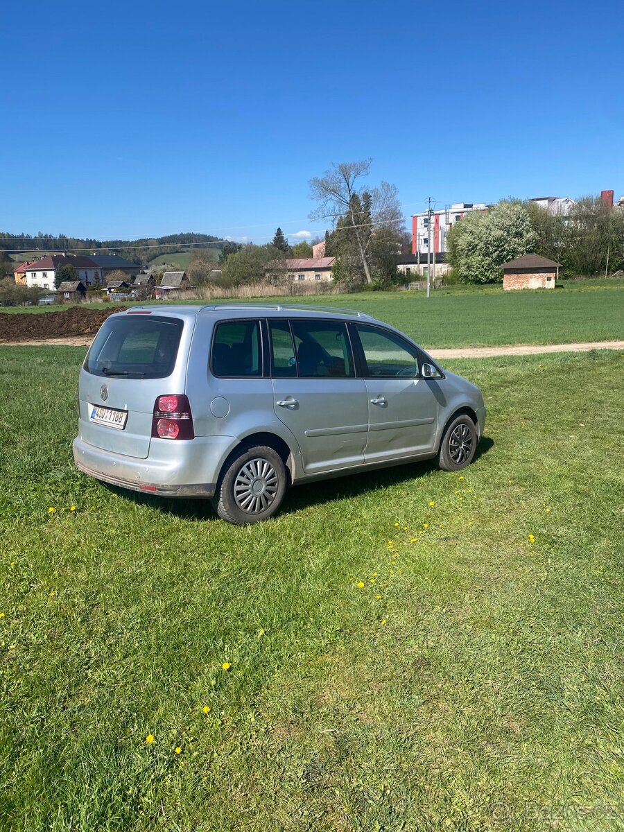 Vw touran - 2