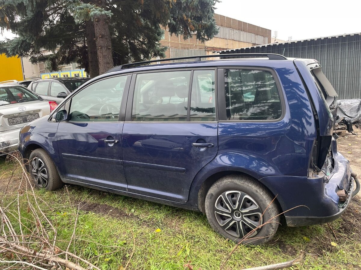 Volkswagen Touran 2004r.v. - 2