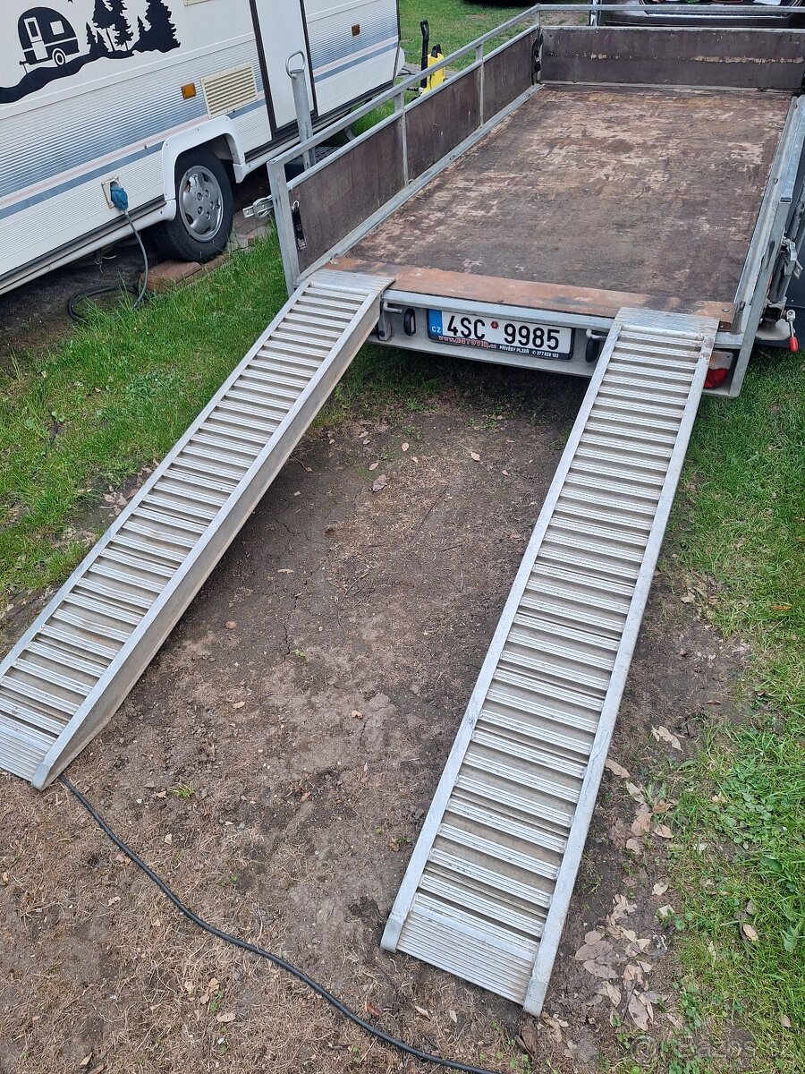 Přívěs na bagr - 2
