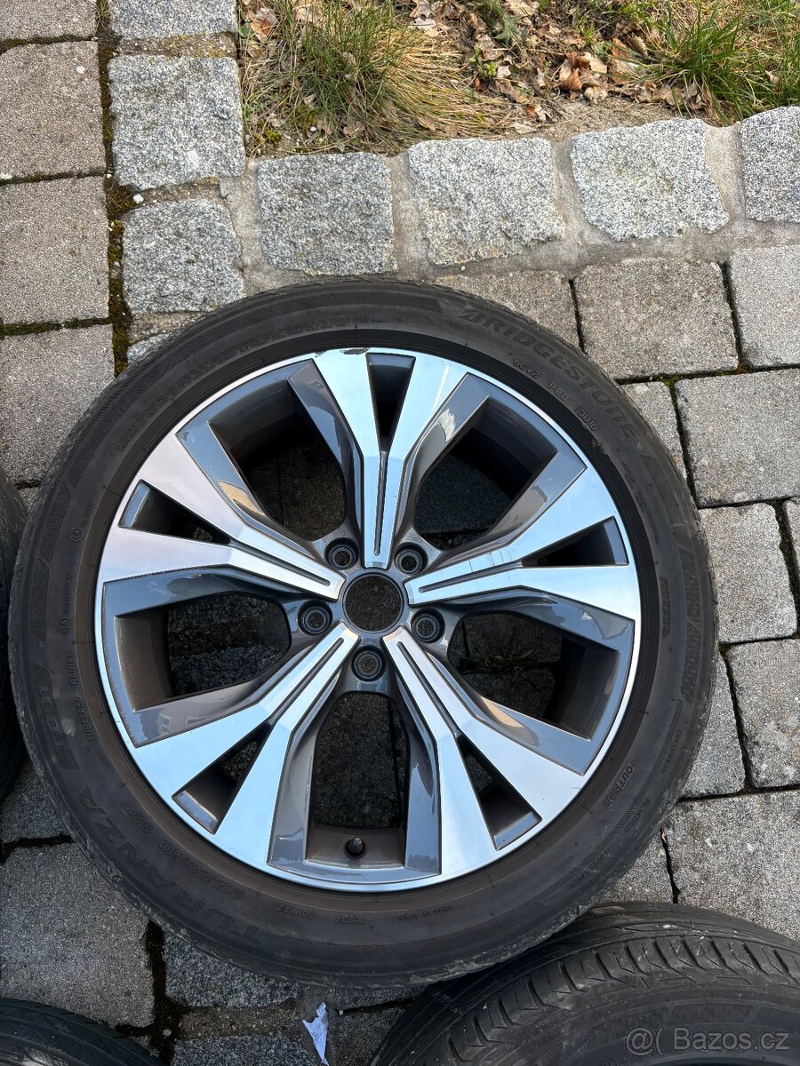 Originál Kola Seat R18 ET 45 - 2