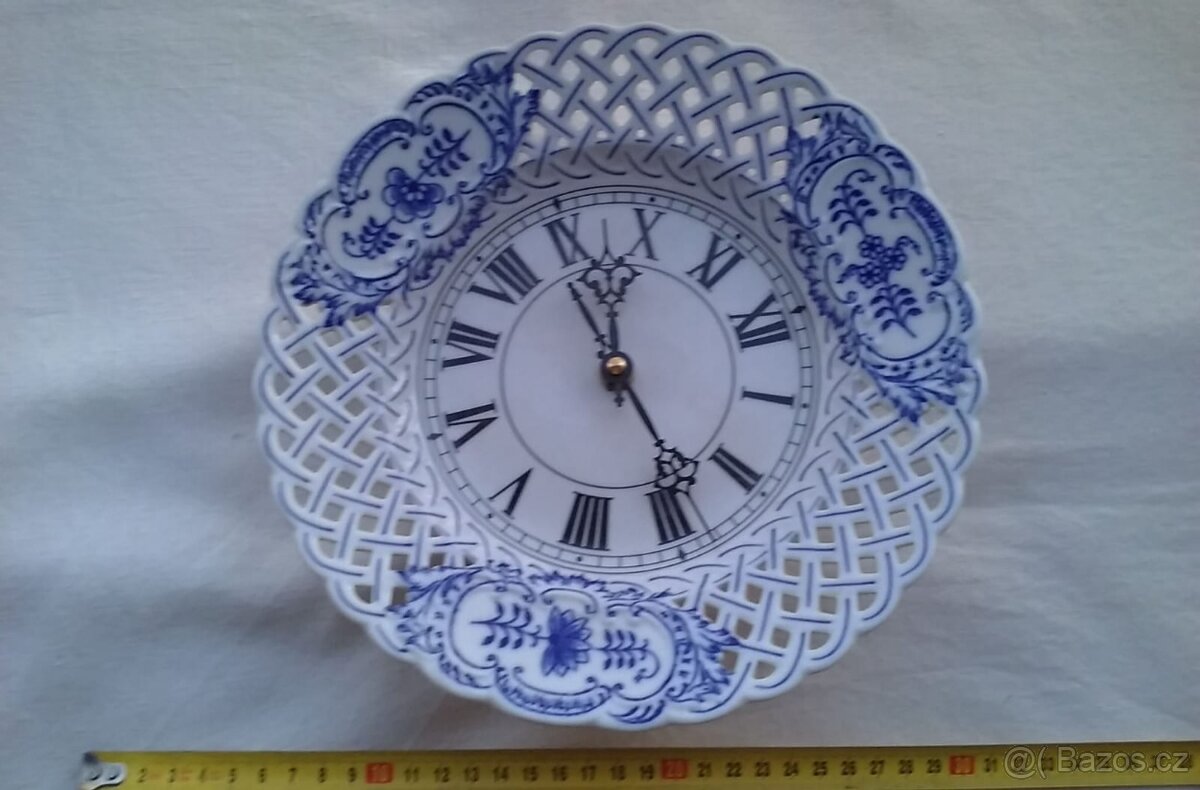 cibulák hodiny nástěnné prolamované 27cm / plné 24cm - 2