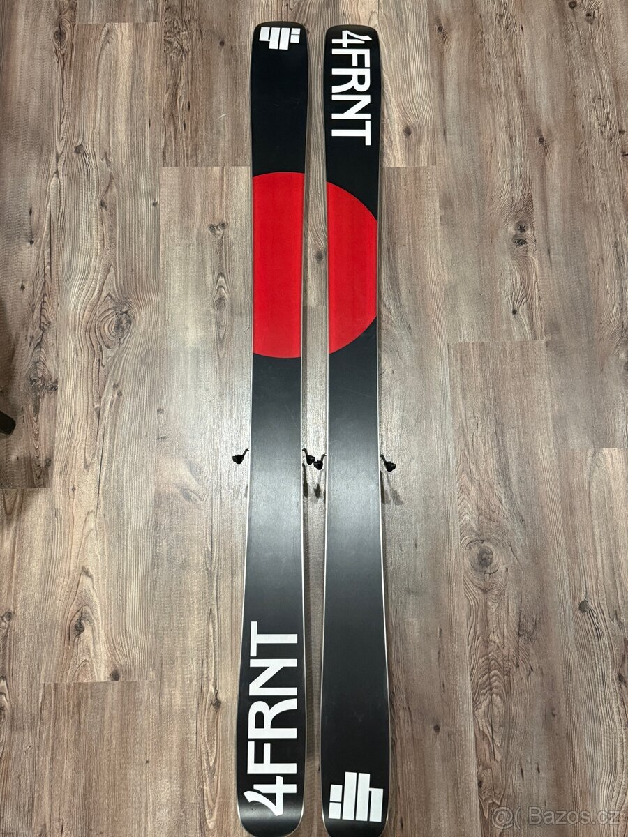 Skis 4frnt madonna - 2