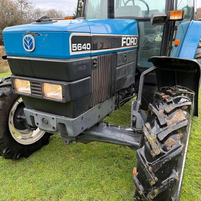 Traktor FORD 5640 - 2