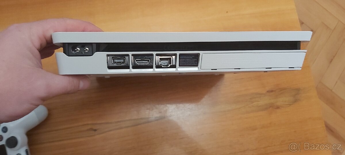 PS 4 SLIM 500GB - 2