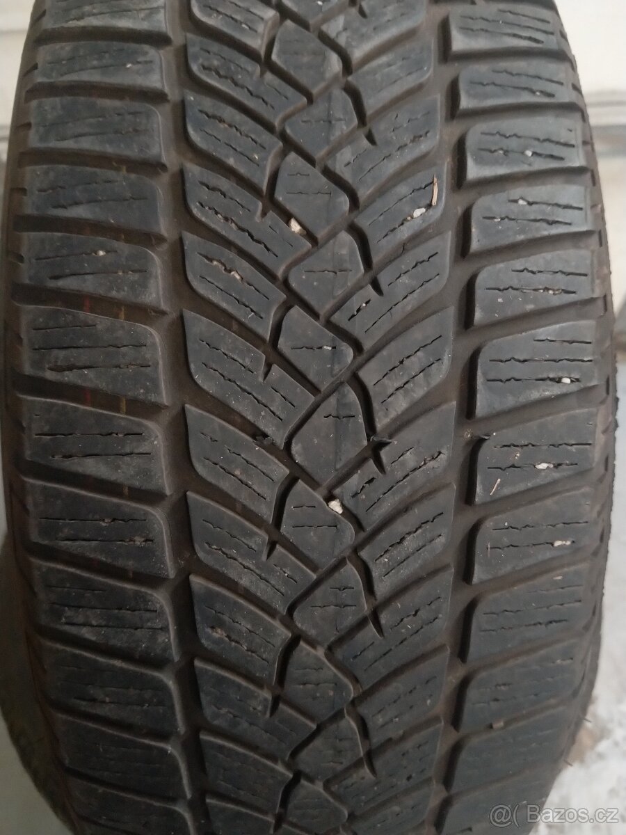 Zimní pneu Fulda 205/55 R16. - 2