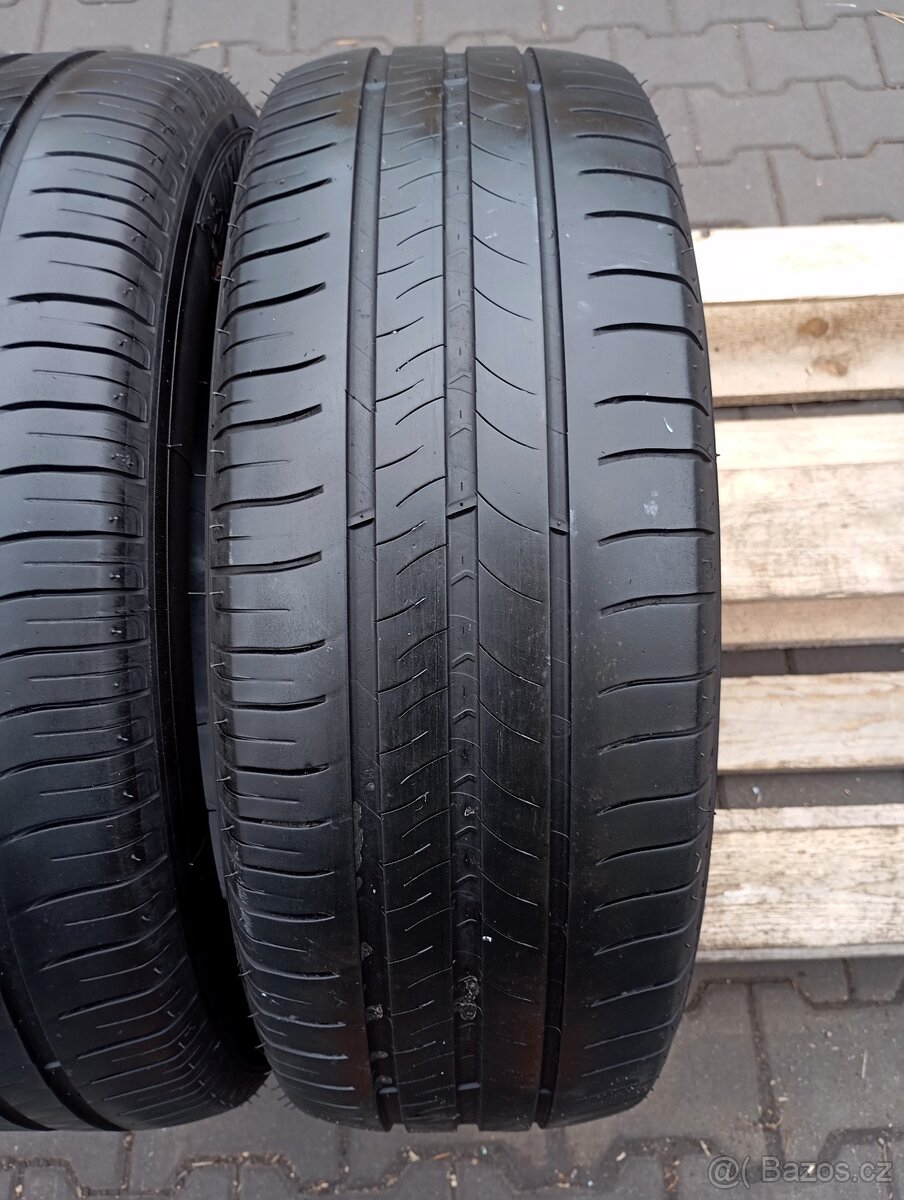 205/60/16 letní pneu michelin - 2