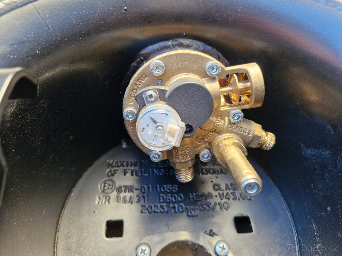 LPG nádrž bomba platná do 10/2033 - 2