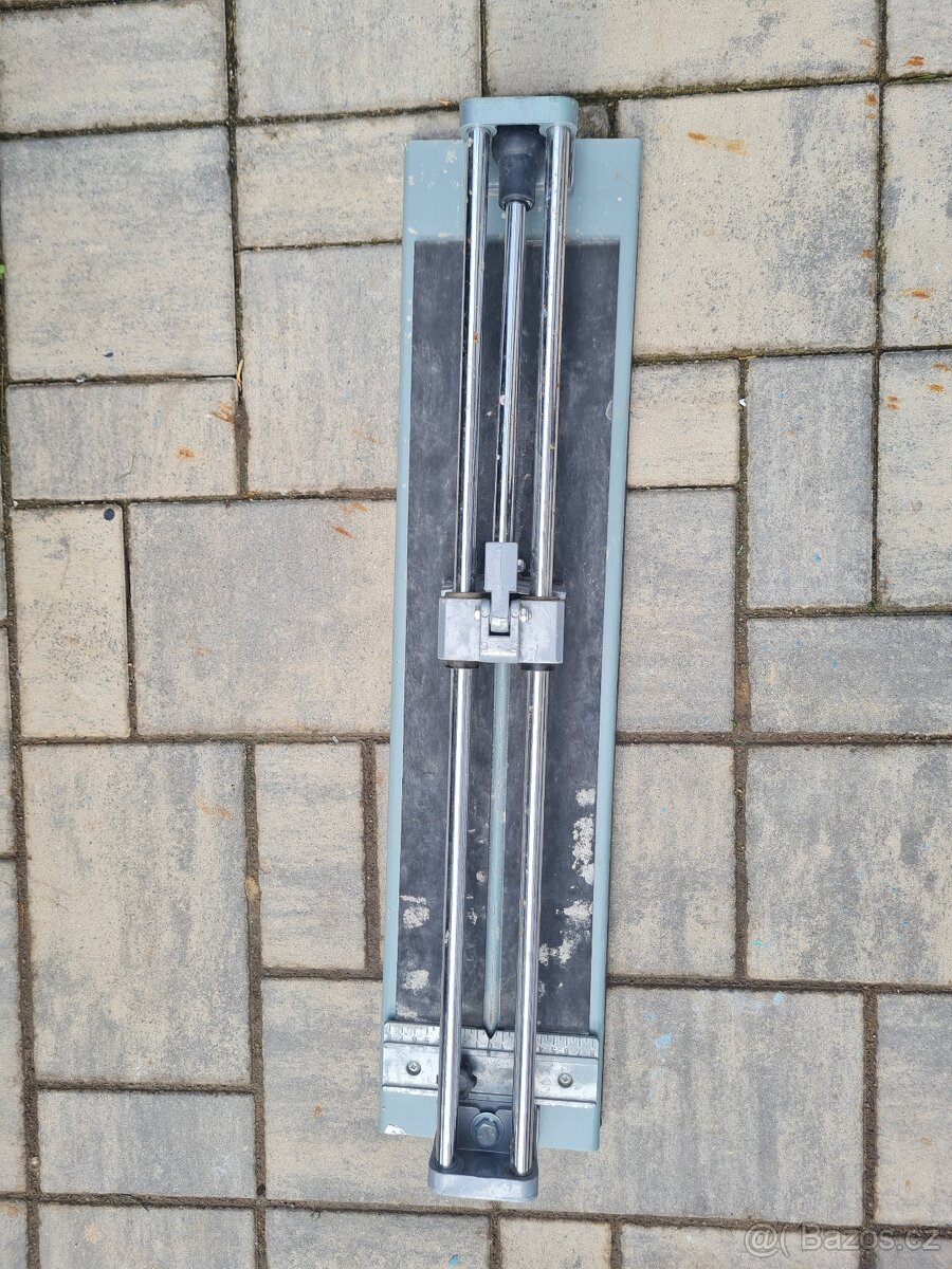 Řezačka na obklad a dlažbu - 2