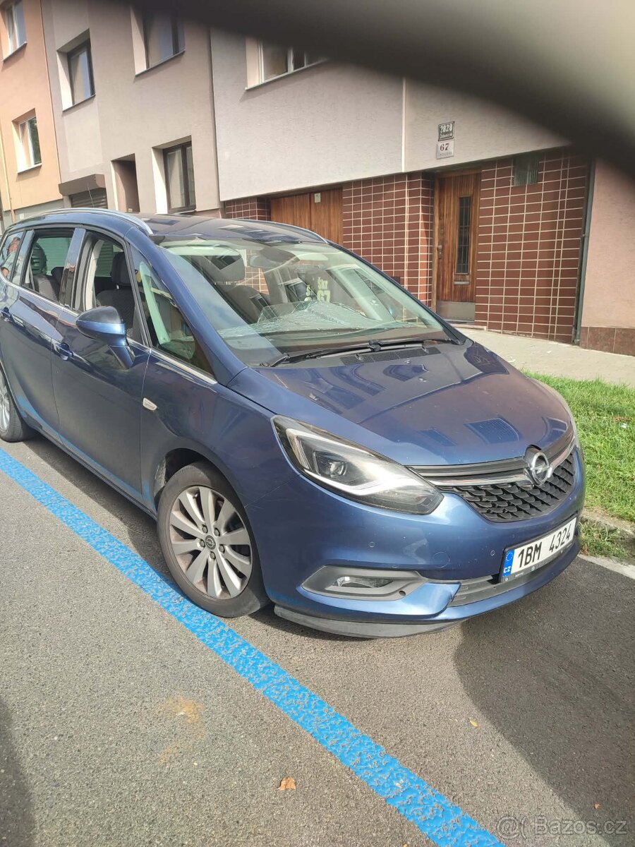 OPEL ZAFIRA TOURER - 2