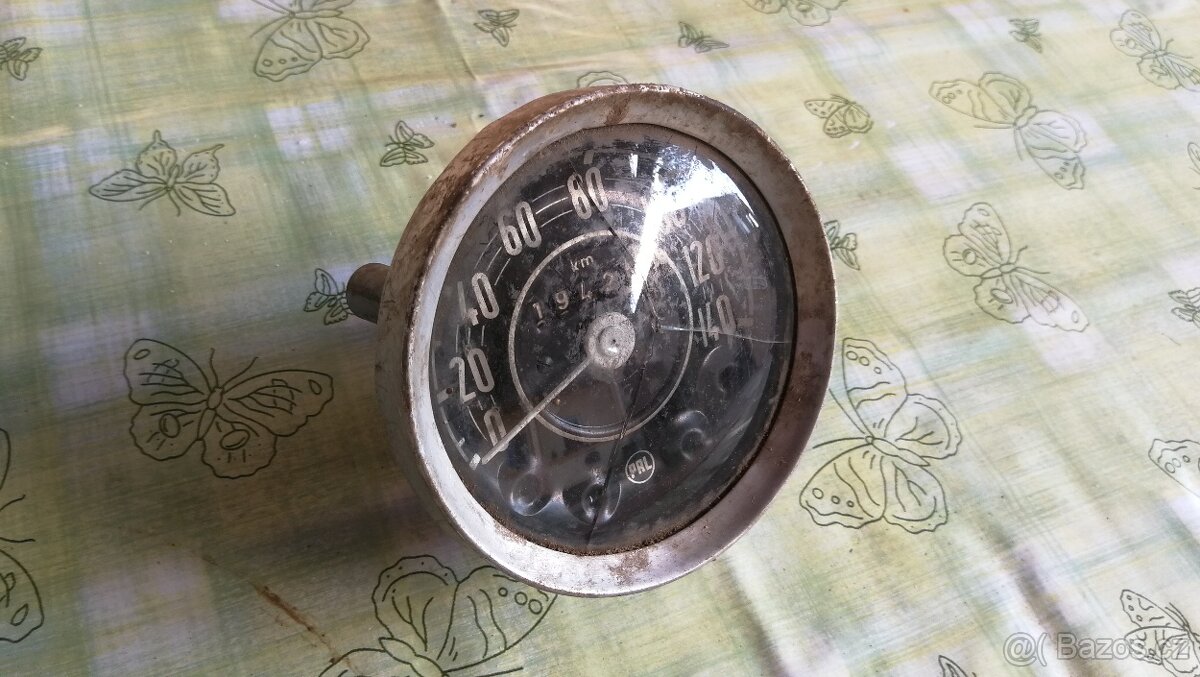 Tachometer -octávia,spartak,1202,velorex - 2
