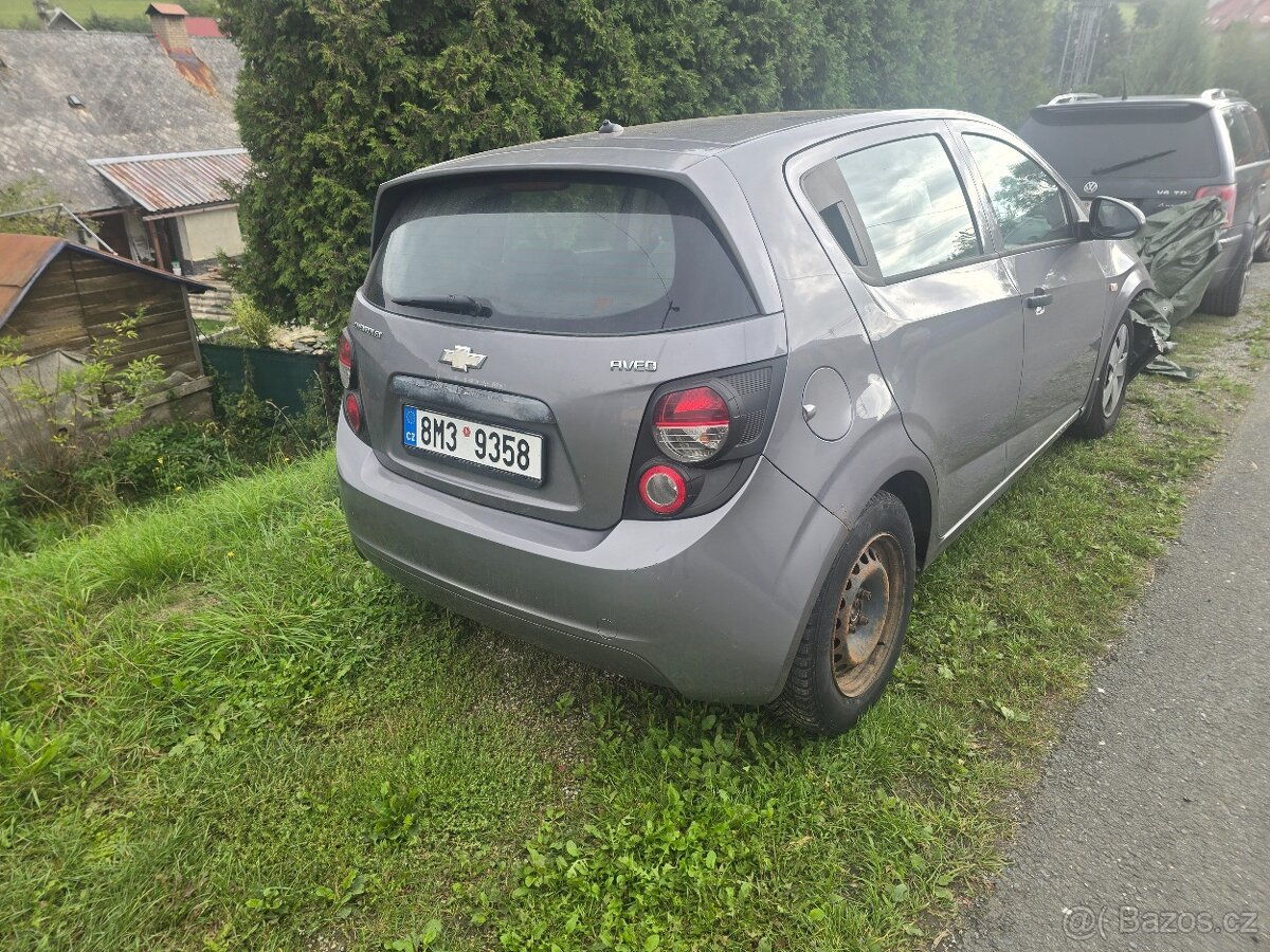 Chevrolet aveo - 2