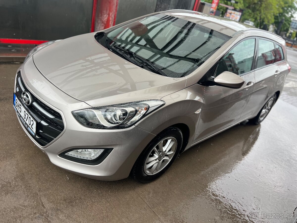 I30 1.6 crdi 1. Majitel v ČR 2016, 160000km, STK DO 4/2028 - 2