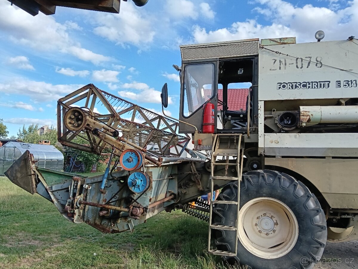 Kombajn E514 - 2
