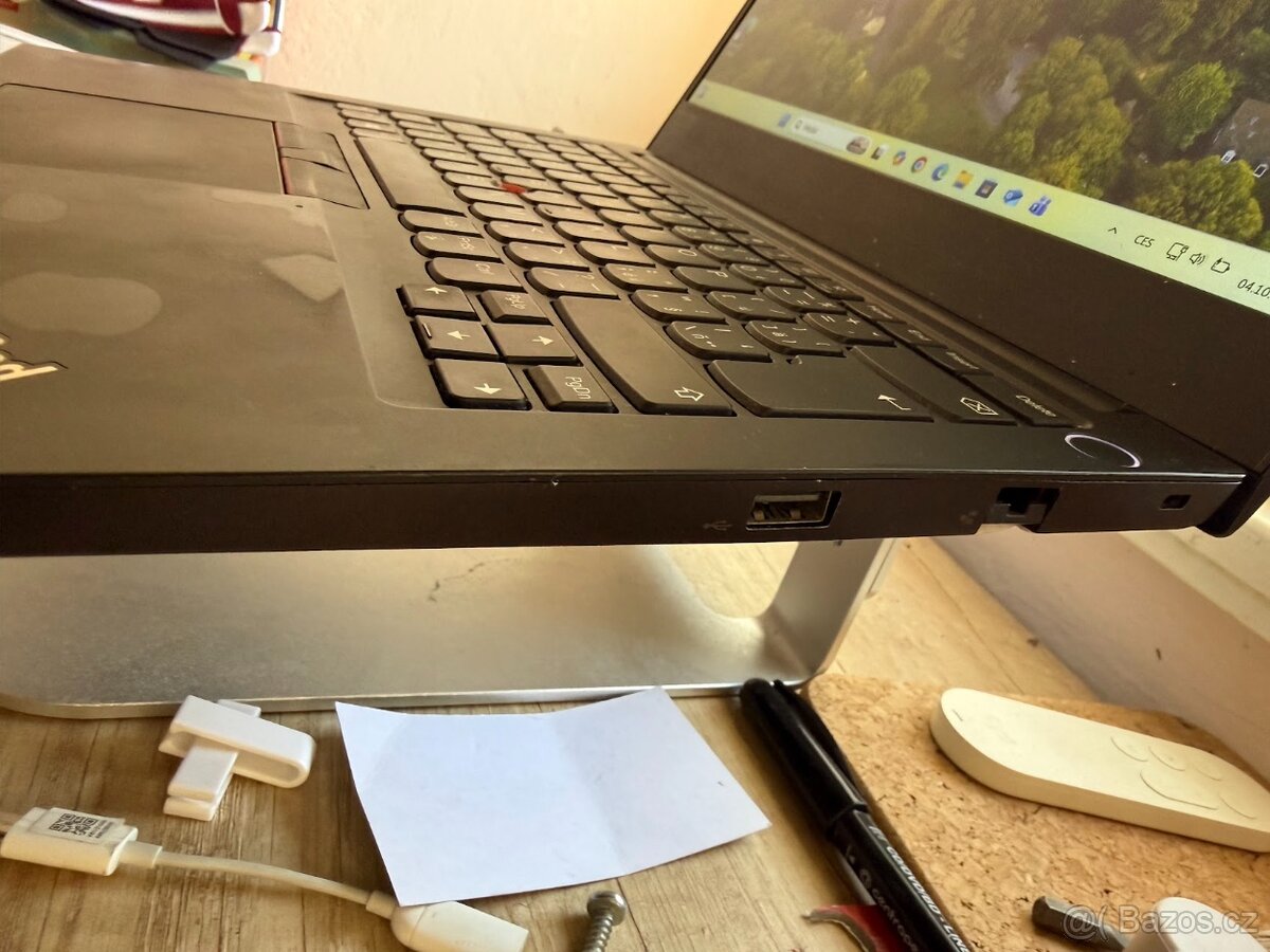 Spolehlivý notebook Lenovo ThinkPad E14 - 2