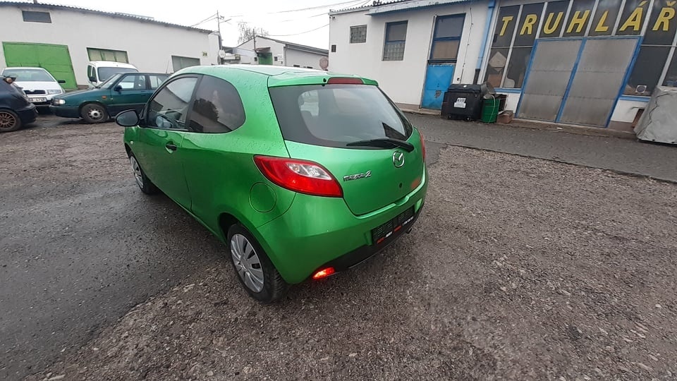 mazda 2 - 2