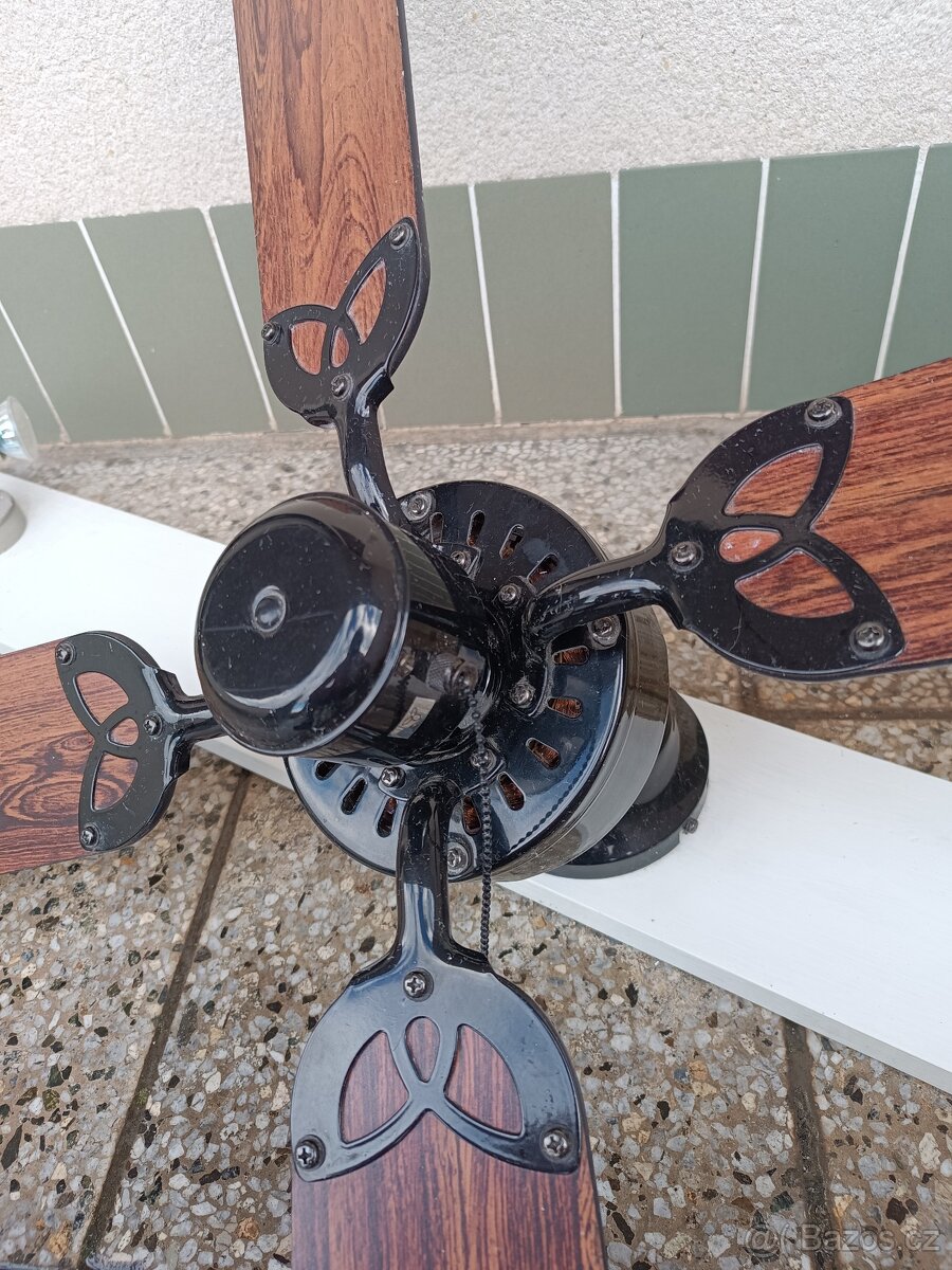 Stropní ventilátor 4 lopatky se 2 svítidly - 2
