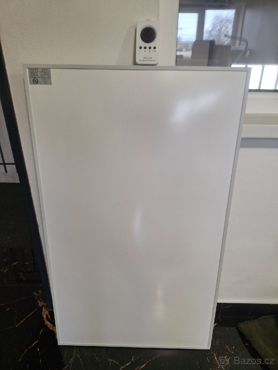 IR topný panel INFRAe² podstavec² M 600W s dálkovým ovládání - 2