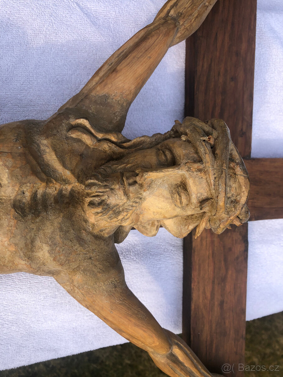 JEŽÍŠ DŘEVĚNÁ PLASTIKA - 2