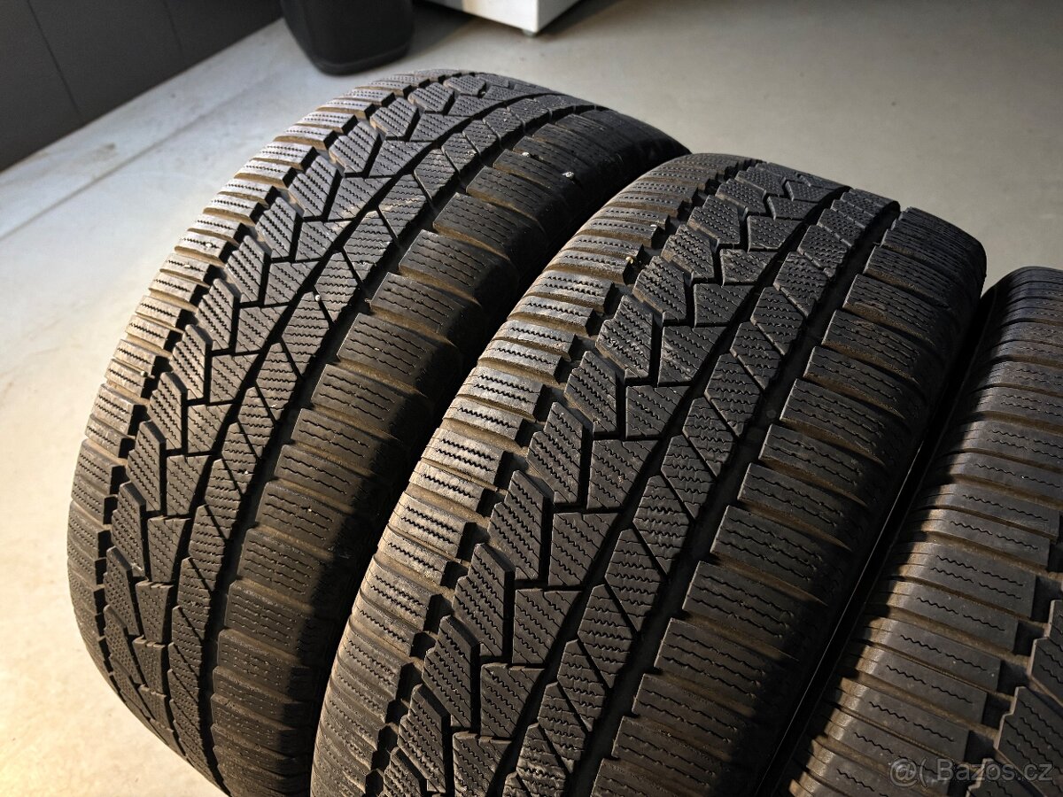 Zimní pneu Continental 225/55R18 - 2