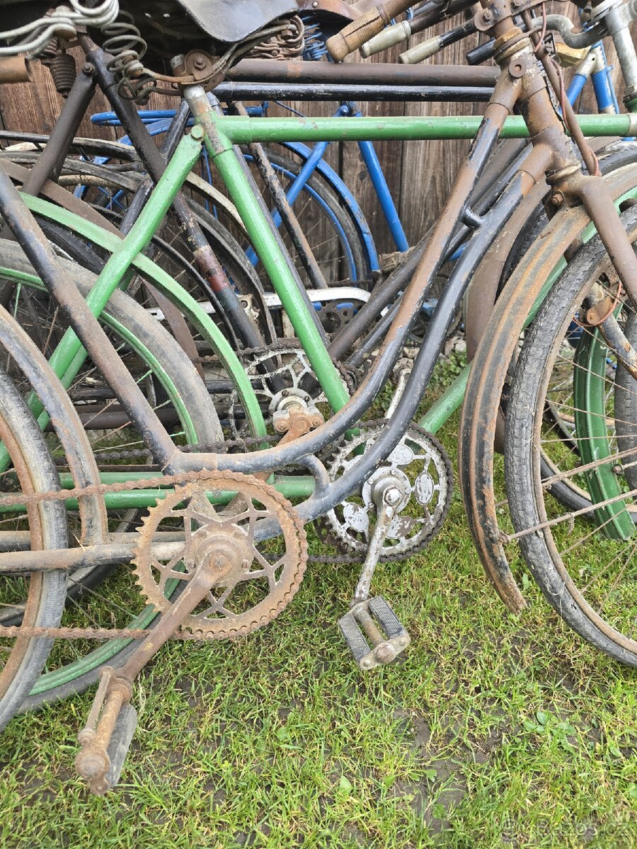 Stará kola - Premier - Stadion - Las - 2